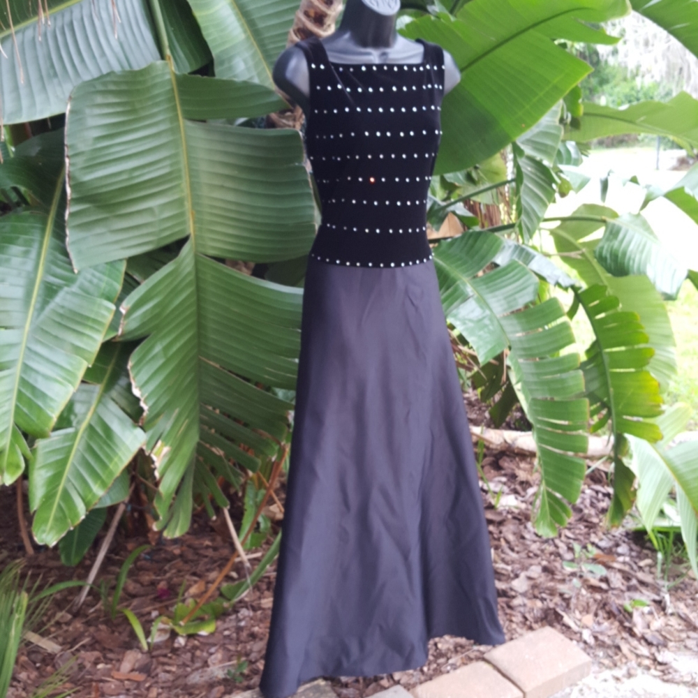 Tadashi velvet and satin formal